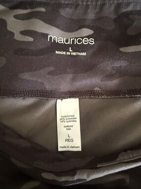 Maurices Camouflage Leggings in Charcoal and Dark Gray 0056